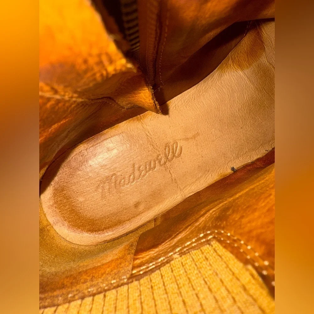 Madewell Brown Suede Lug Sole Chelsea Boots Size 7.5 Leather Zip Side